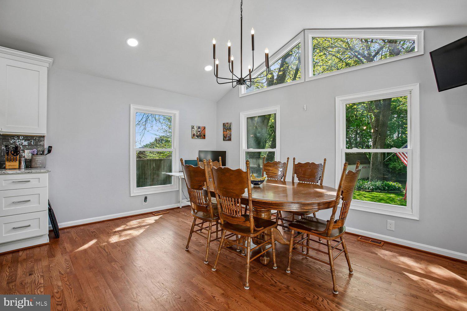 3409 Sharon Chapel Road Alexandria, VA 22310 - Photo 28 of 70 Dining Area