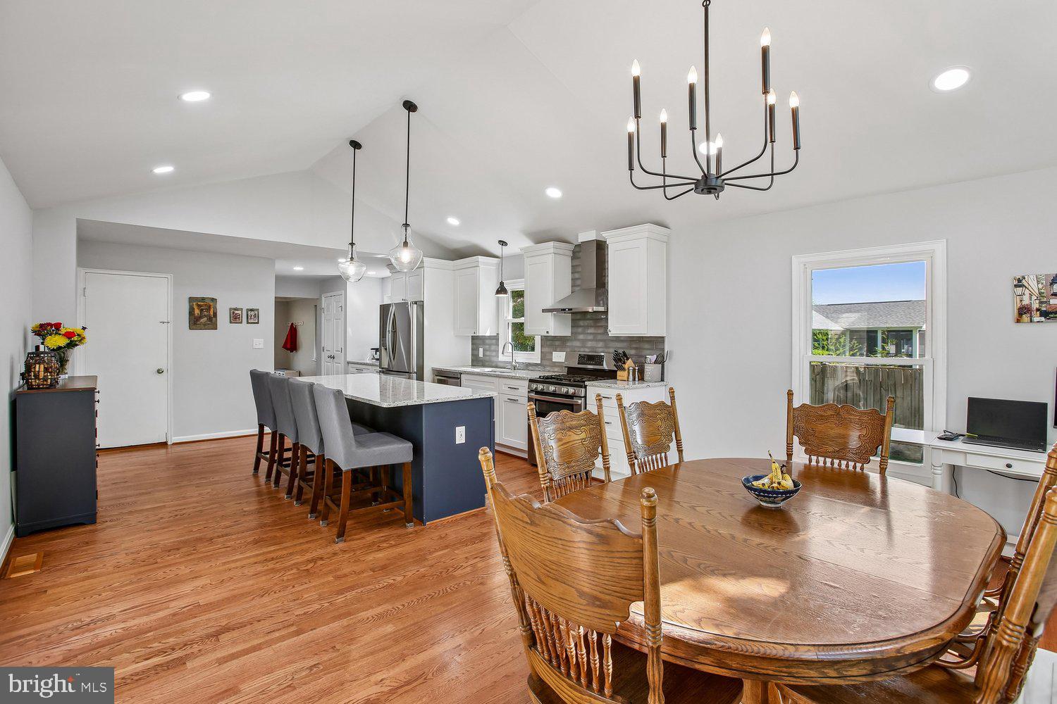 3409 Sharon Chapel Road Alexandria, VA 22310 - Photo 29 of 70 Dining Area