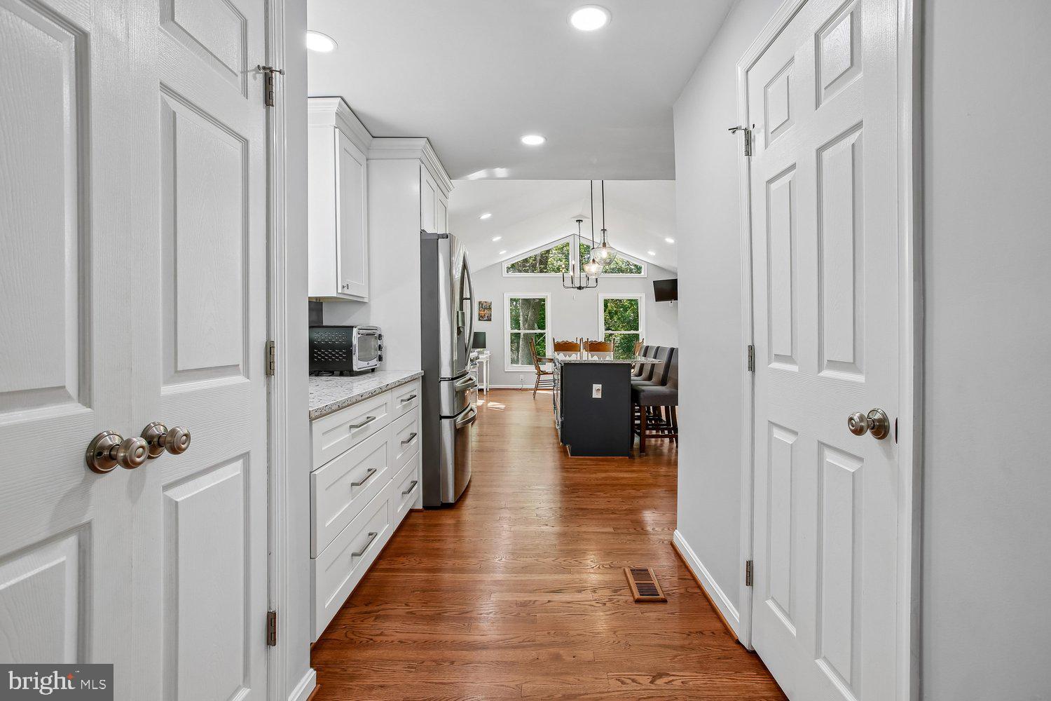 3409 Sharon Chapel Road Alexandria, VA 22310 - Photo 35 of 70 Hall