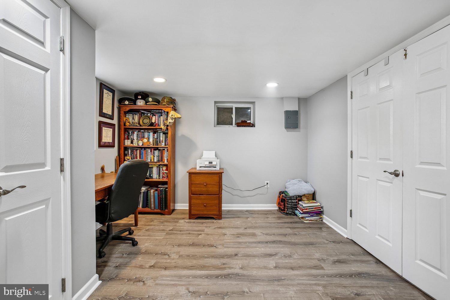 3409 Sharon Chapel Road Alexandria, VA 22310 - Photo 56 of 70 Office/ Sitting Room