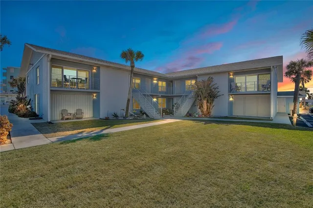 $250,000 | 2250 Ocean Shore Boulevard, Unit 1020, Ormond Beach, FL 32176