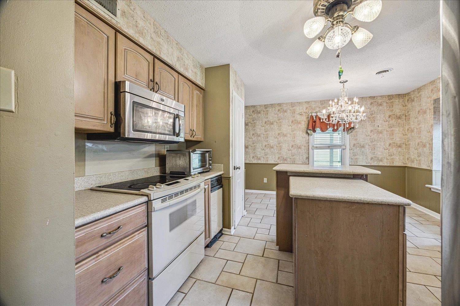 3301 Sycamore View Road Bartlett, TN 38134 - Photo 6 of 24