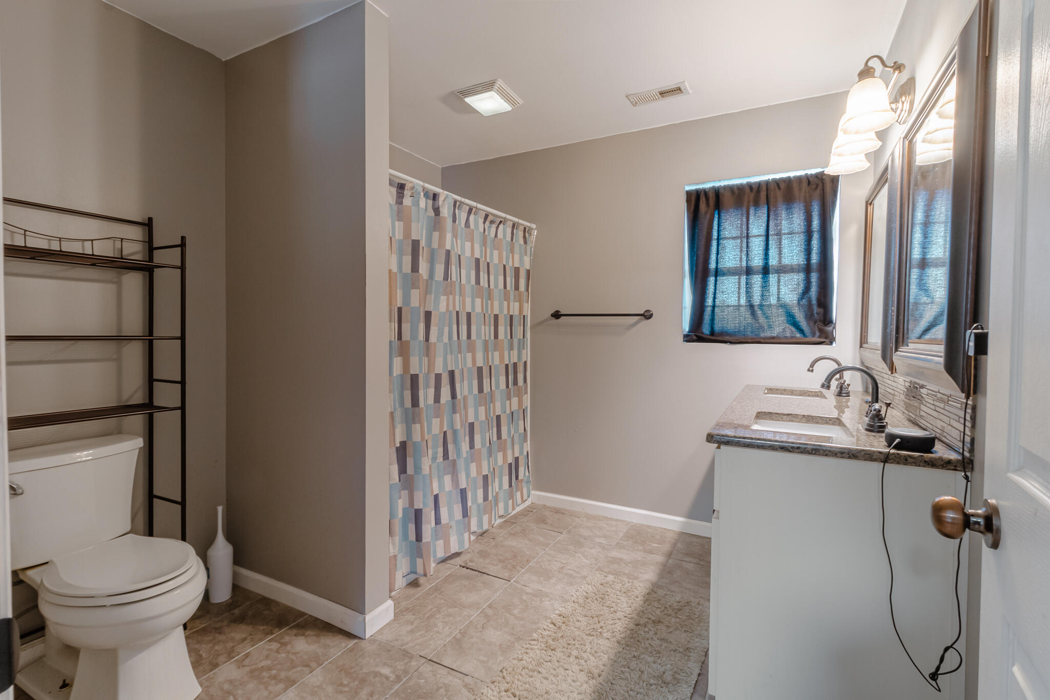 143 Meridian Way Dalton, GA 30721 - Photo 20 of 30 143 Meridian Way-15