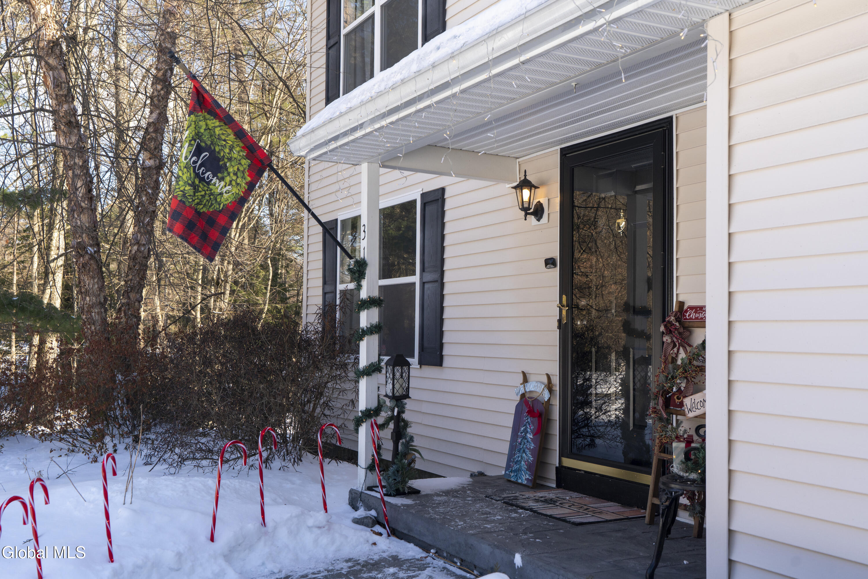 31 Robins Run Northumberland, NY 12831 - Photo 3 of 34 31 Robbins-3