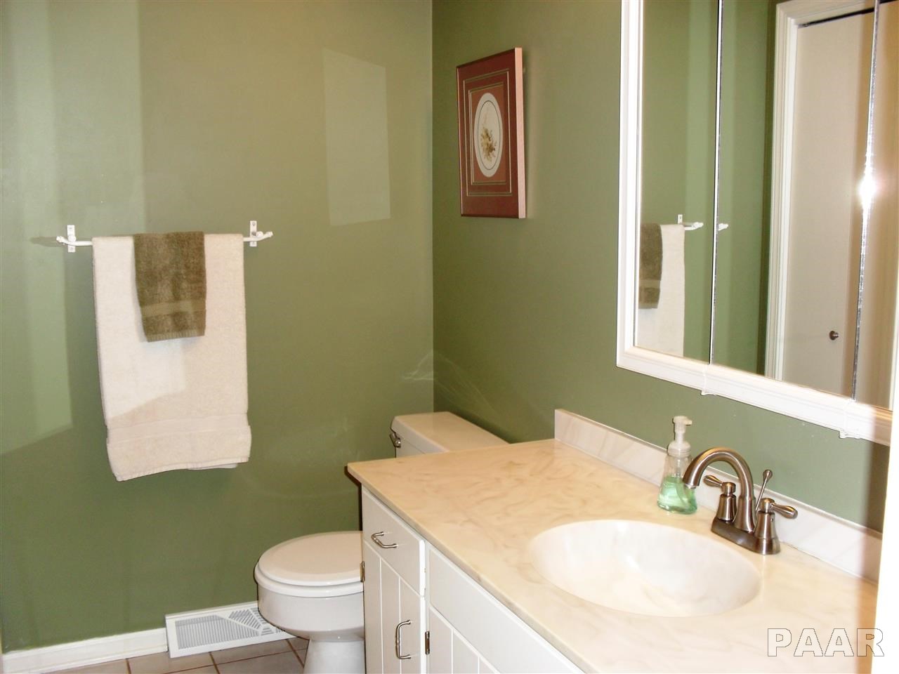 94 Maple Ridge Drive Morton, IL 61550 - Photo 18 of 35 Gallery Image 18