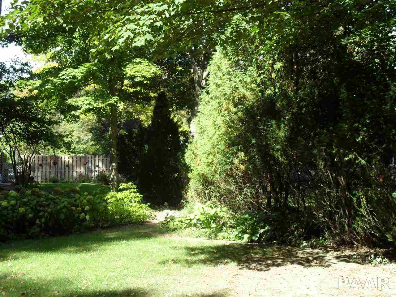 94 Maple Ridge Drive Morton, IL 61550 - Photo 29 of 35 Gallery Image 29