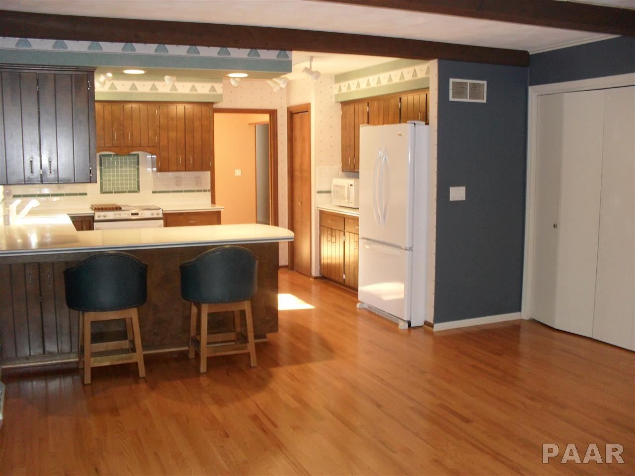 94 Maple Ridge Drive Morton, IL 61550 - Photo 8 of 35 Gallery Image 8