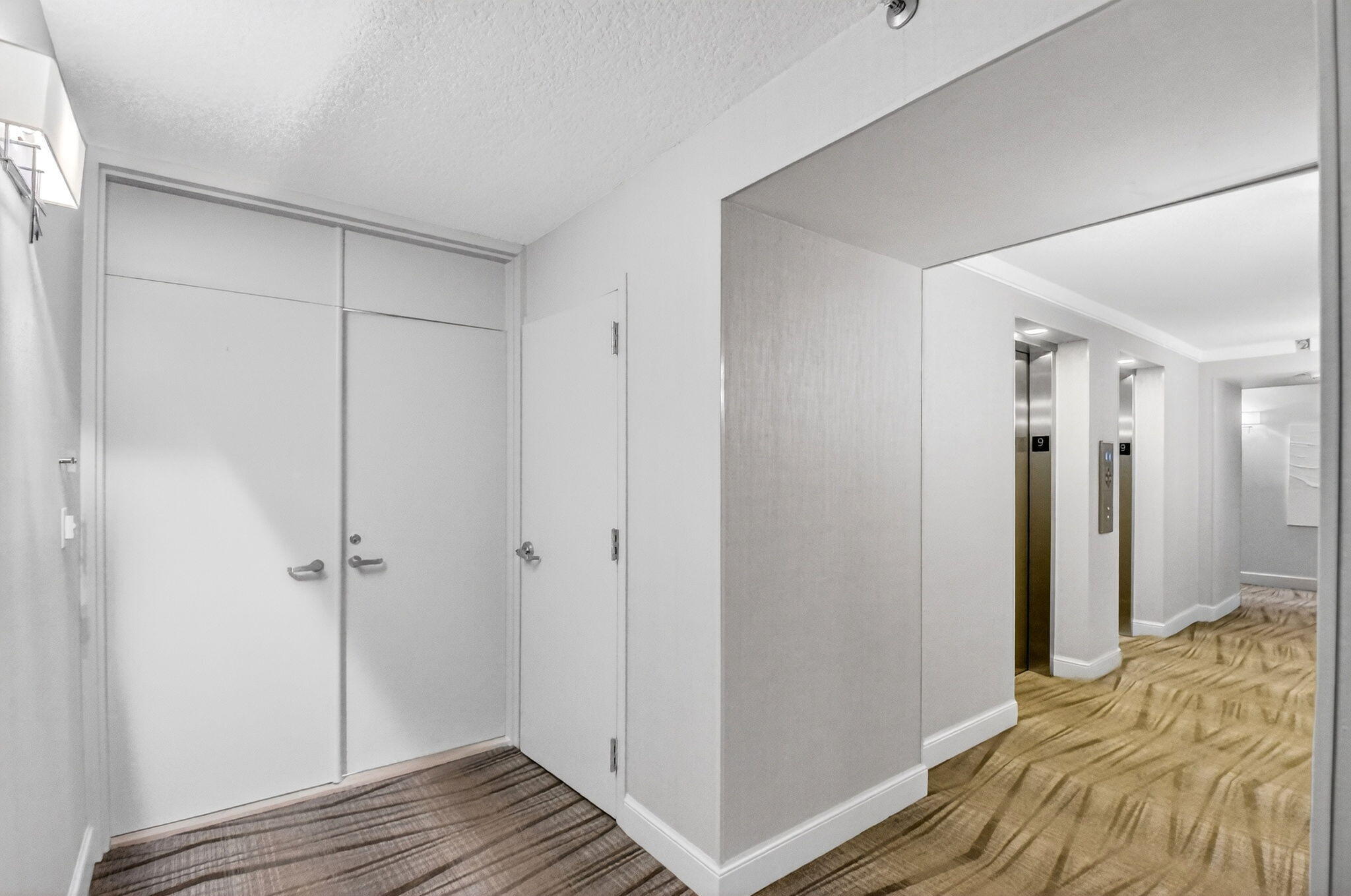 5540 North Ocean Drive, Unit 9B Singer Island, FL 33404 - Photo 57 of 57 a view of bathroom