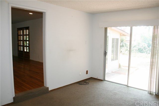 18500 Celtic Street Northridge, CA 91326 - Photo 16 of 33