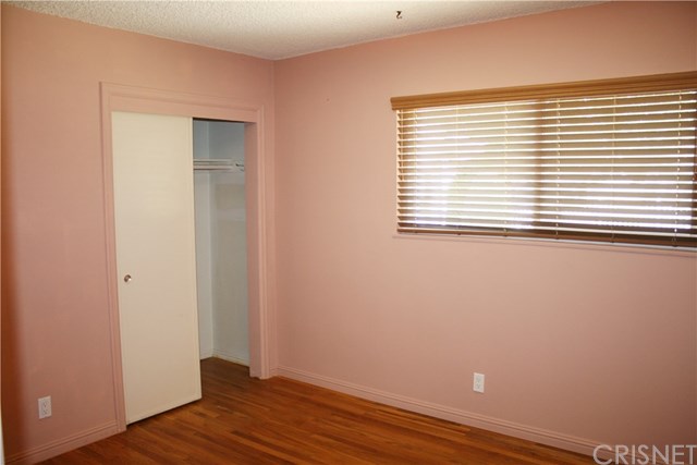 18500 Celtic Street Northridge, CA 91326 - Photo 29 of 33