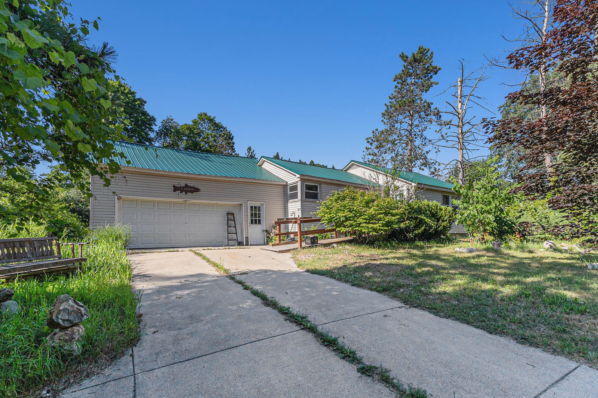 6111 West 11 Mile Avenue Bitely, MI 49309 - Photo 1 of 27 002__42a0614_882