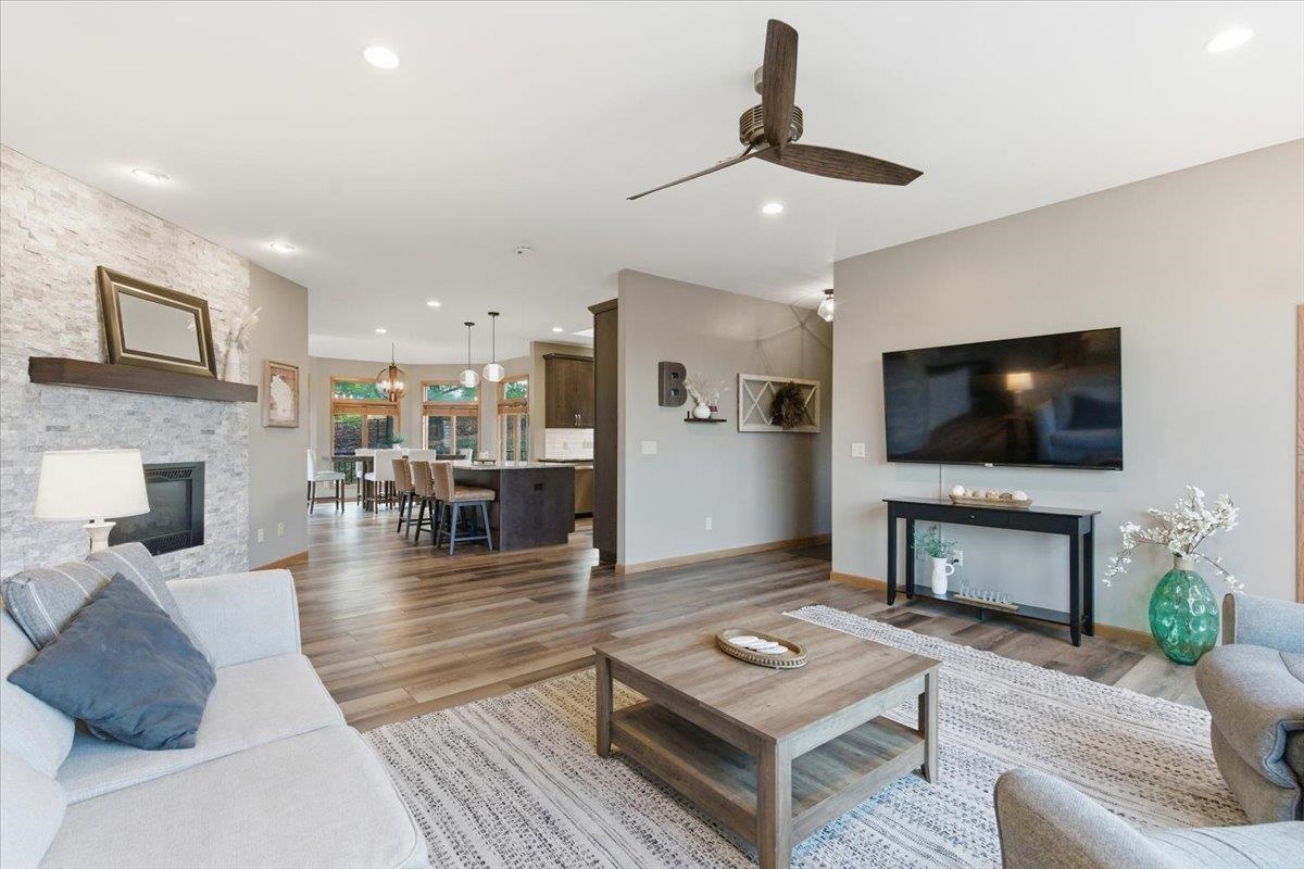 8328 North Cemetery Road Evansville, WI 53536 - Photo 12 of 77