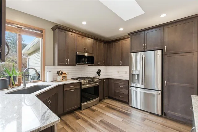 $599,900 | 8328 North Cemetery Road, Evansville, WI 53536