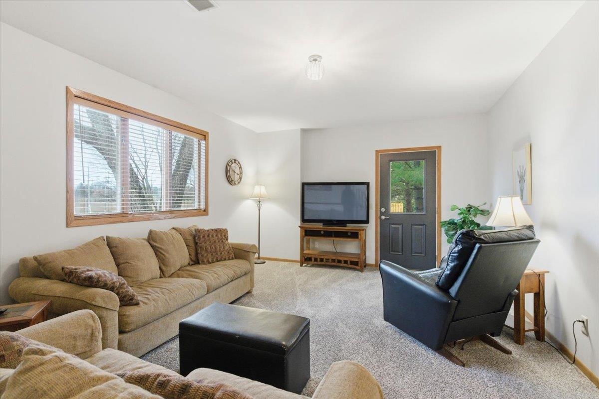 8328 North Cemetery Road Evansville, WI 53536 - Photo 46 of 77