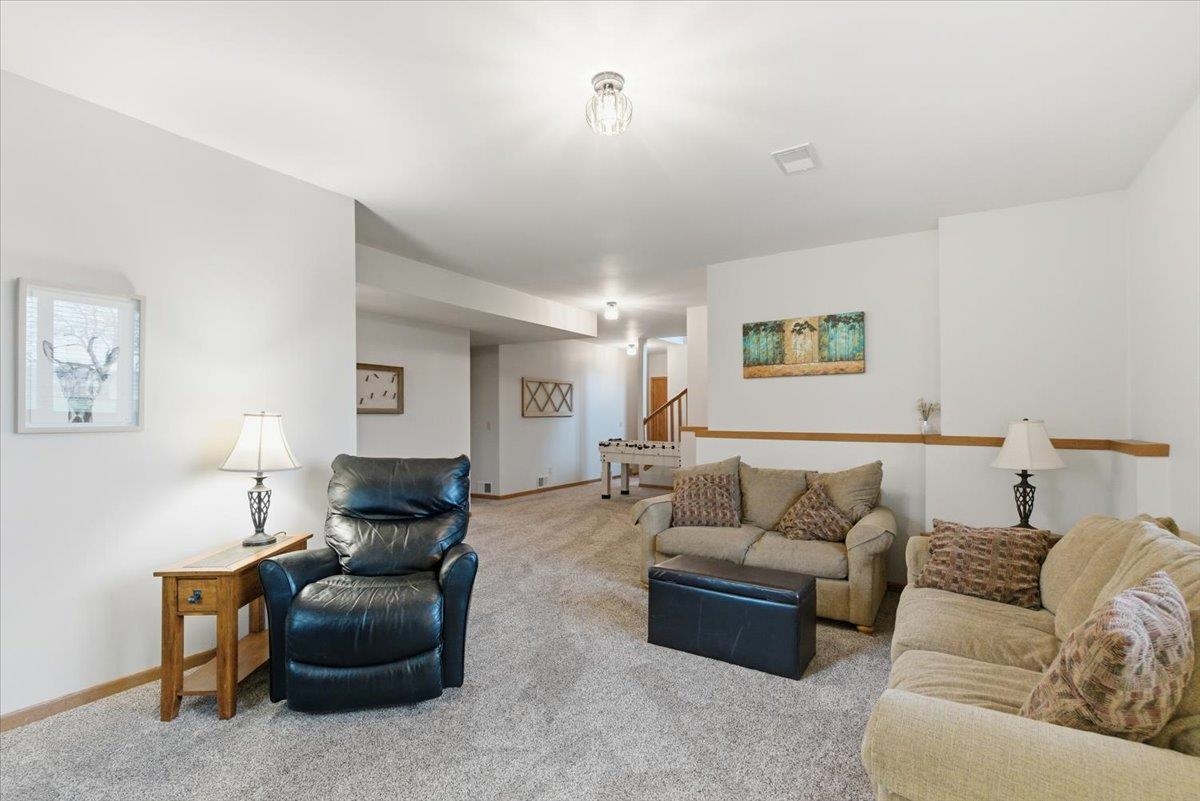 8328 North Cemetery Road Evansville, WI 53536 - Photo 48 of 77