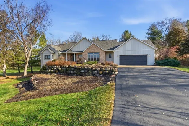 $599,900 | 8328 North Cemetery Road, Evansville, WI 53536