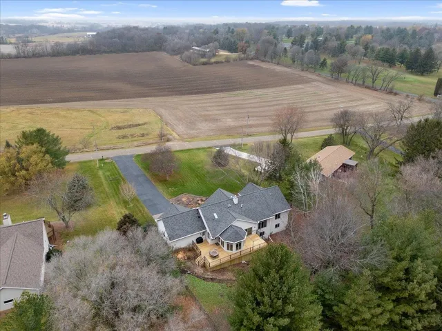 $599,900 | 8328 North Cemetery Road, Evansville, WI 53536