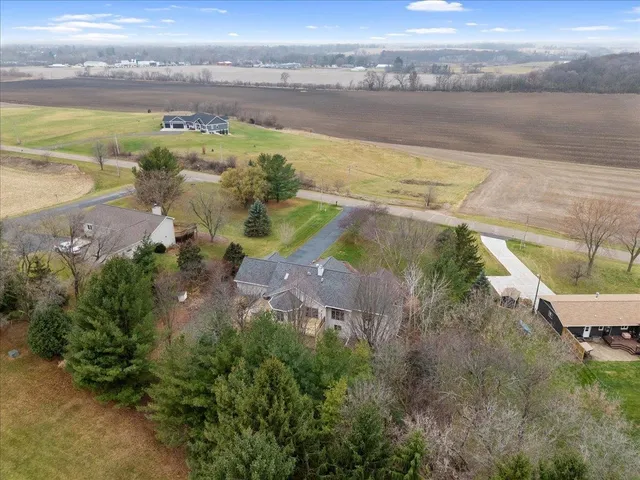 $599,900 | 8328 North Cemetery Road, Evansville, WI 53536