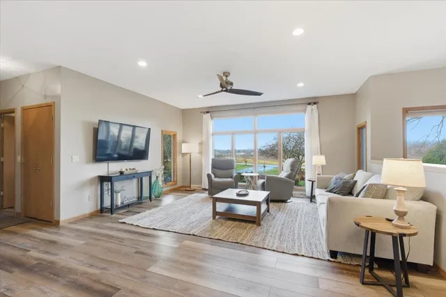 $599,900 | 8328 North Cemetery Road, Evansville, WI 53536