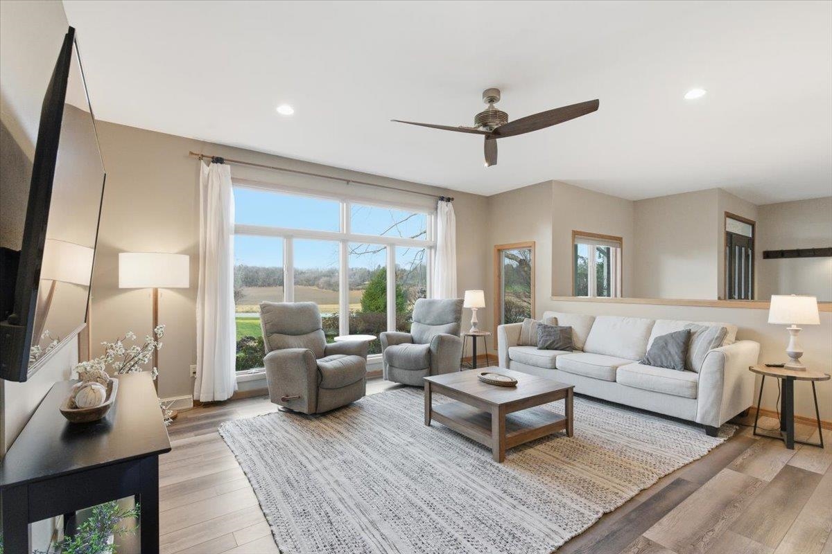 8328 North Cemetery Road Evansville, WI 53536 - Photo 10 of 77