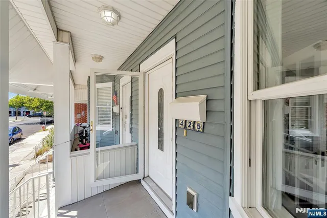 $3,300 | 425 Hancock Place, Fairview, NJ 07022