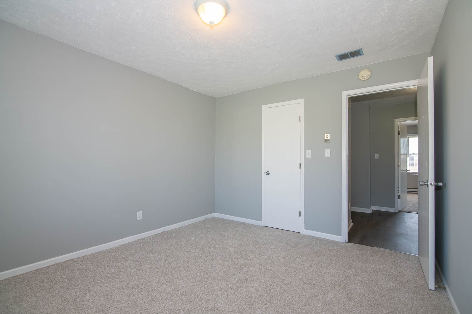 4715 Ferguson Road Indianapolis, IN 46239 - Photo 16 of 27 Gallery Image 16
