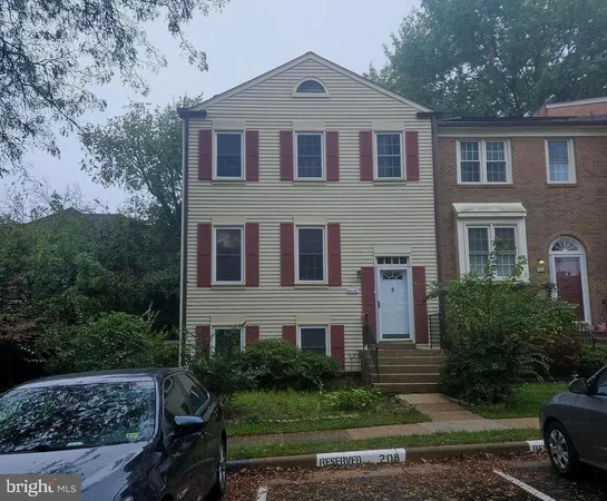 $3,590 | 8641 Dellway Lane, Vienna, VA 22180