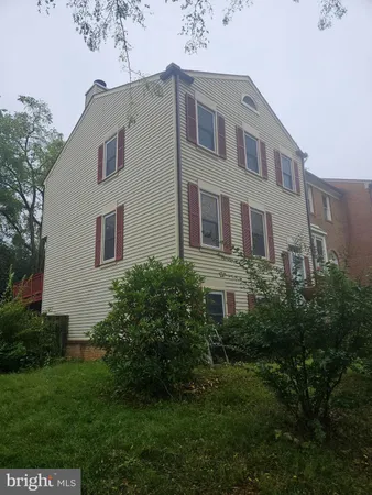 $3,590 | 8641 Dellway Lane, Vienna, VA 22180