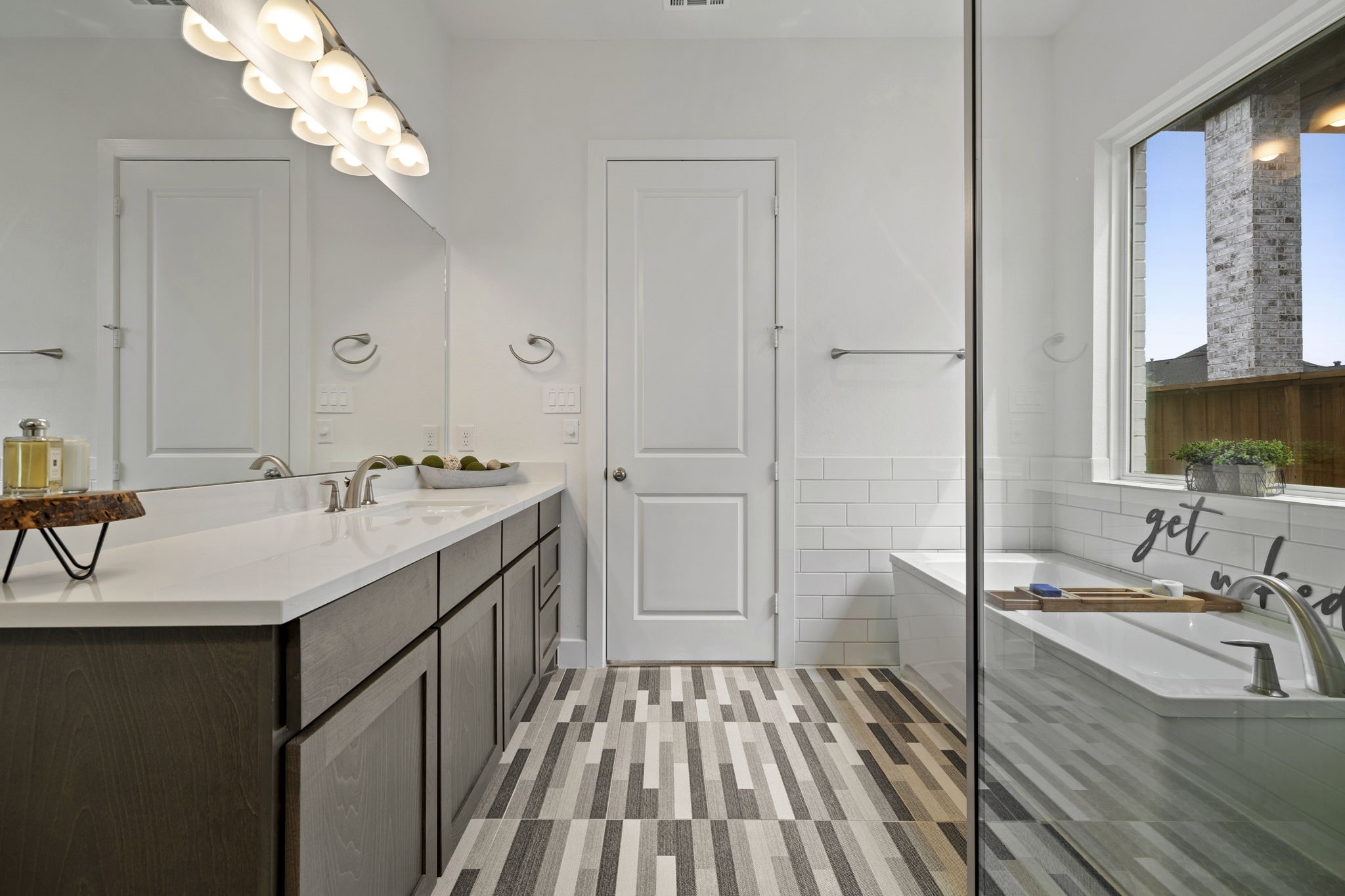 28227 Clear Breeze Court Spring, TX 77386 - Photo 26 of 35 Tons of cabinet space and separate sinks.