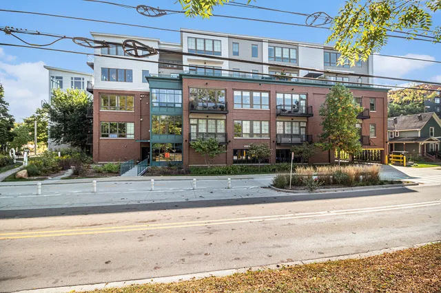 $1,329,900 | 410 North 1st Street, Unit 301, Ann Arbor, MI 48103