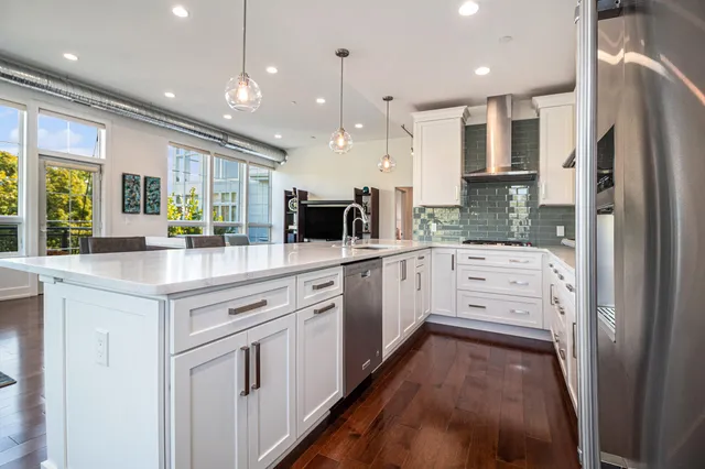 $1,329,900 | 410 North 1st Street, Unit 301, Ann Arbor, MI 48103