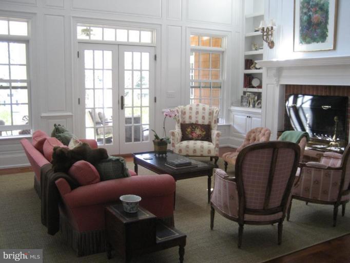 312 North Wind Road Towson, MD 21204 - Photo 18 of 27 Living Room #2