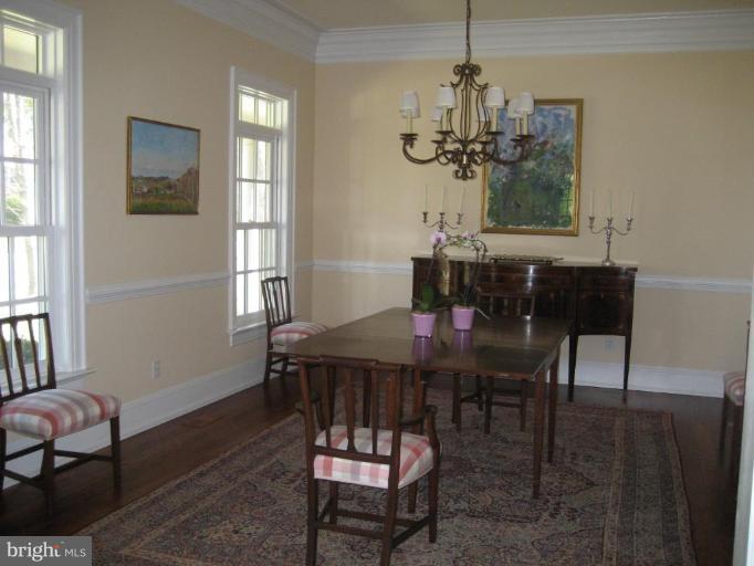 312 North Wind Road Towson, MD 21204 - Photo 4 of 27 Dining Room