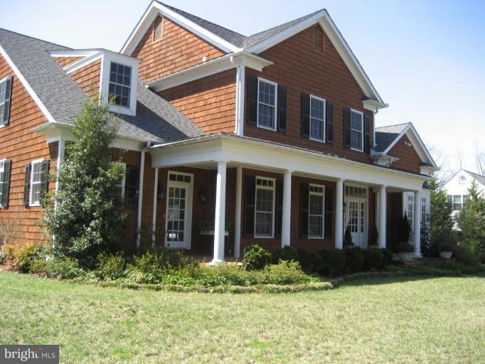 312 North Wind Road Towson, MD 21204 - Photo 7 of 27 Exterior #4