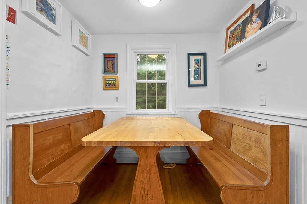 73 High Street Medfield, MA 02052 - Photo 16 of 38