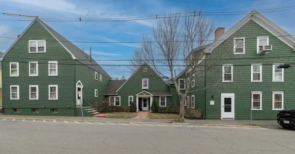 $274,900 | 8 Franklin Street, Unit 19, Marblehead, MA 01945