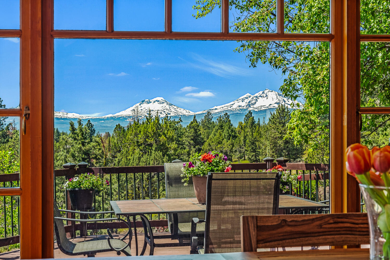 16100 Fox Ridge Circle Sisters, OR 97759 - Photo 3 of 63 OReilly_20240605_21_328353_a_72ppi