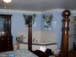 1323 Adair Road Brookhaven, PA 19015 - Photo 5 of 6 Gallery Image 5