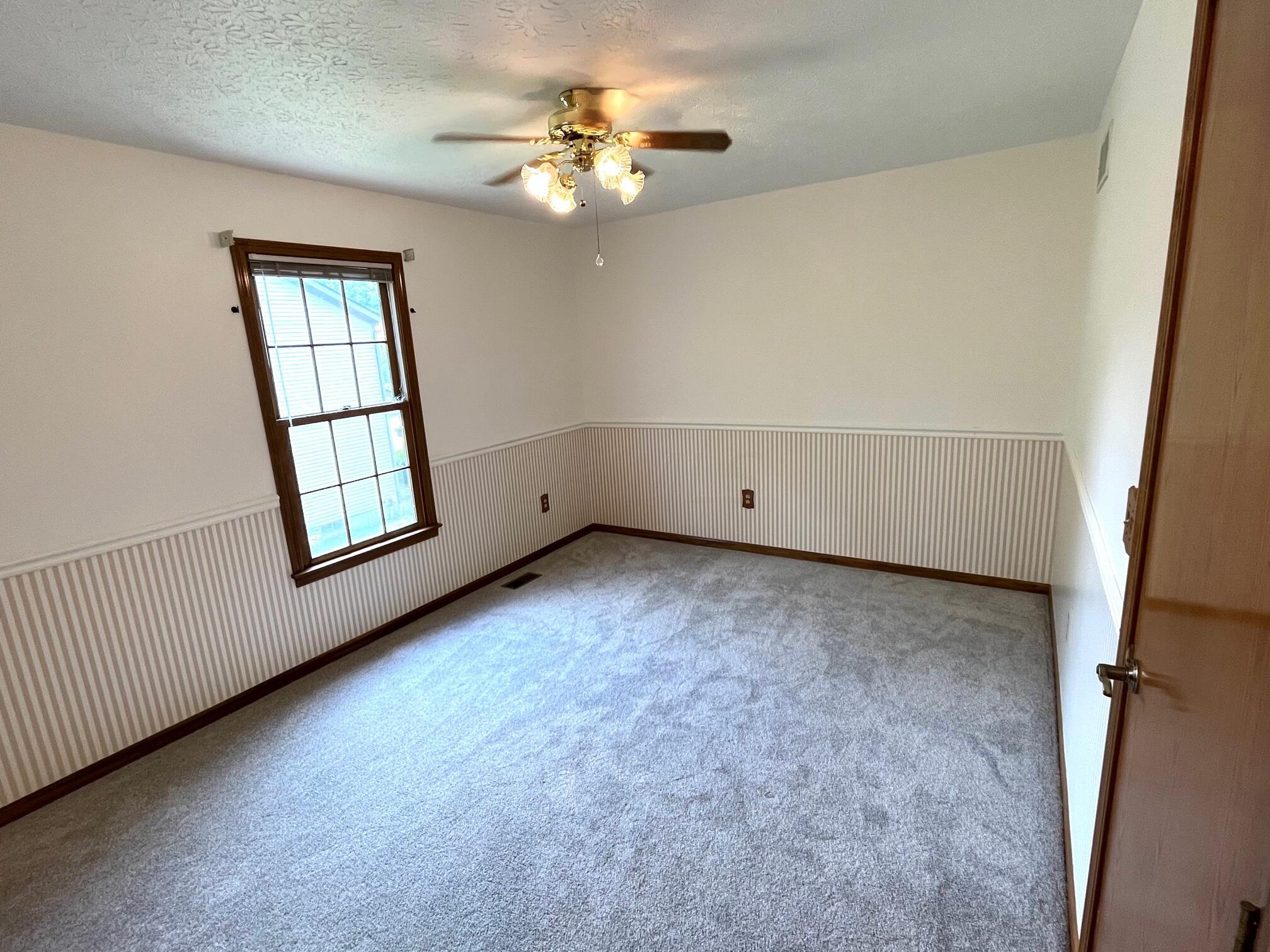 667 Ridenour Road Columbus, OH 43230 - Photo 46 of 66