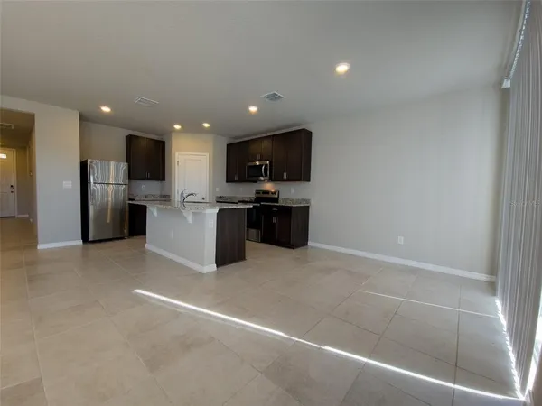 $2,000 | 3112 Forrest Plum Court, Zephyrhills, FL 33540