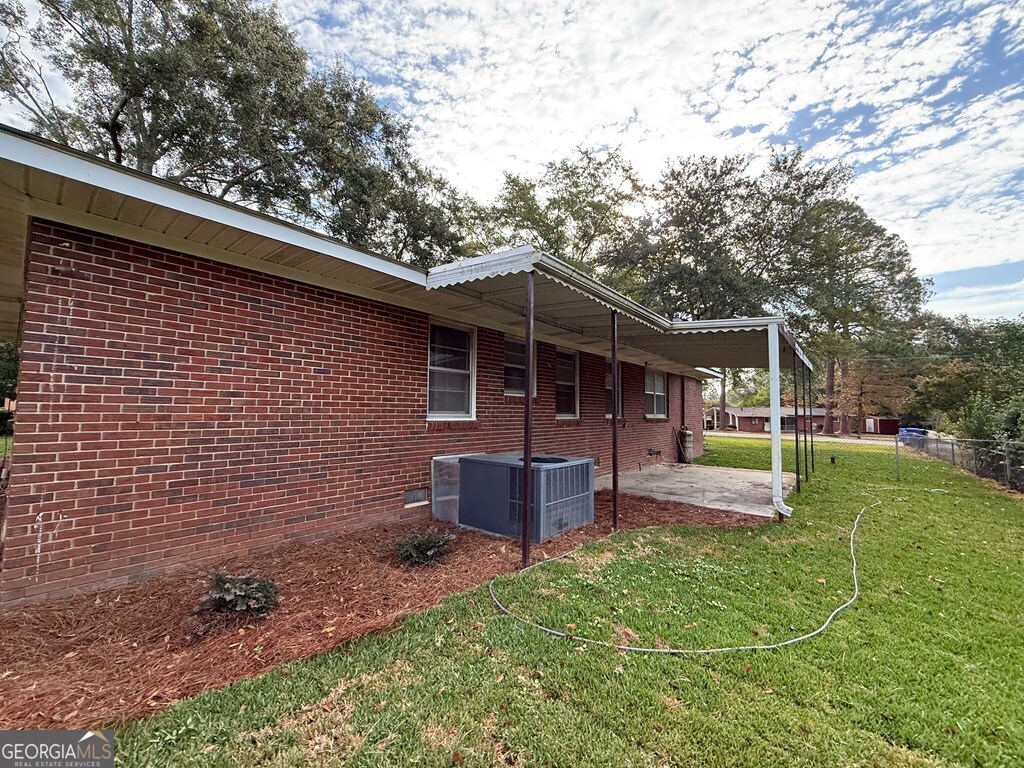 412 Roberson Street Dublin, GA 31021 - Photo 15 of 54