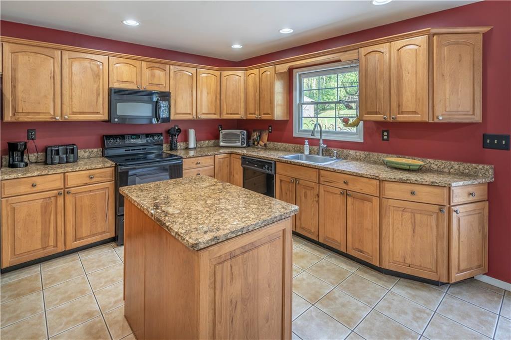 100 West Hillcrest Road Eighty Four, PA 15330 - Photo 6 of 23 Gallery Image 6
