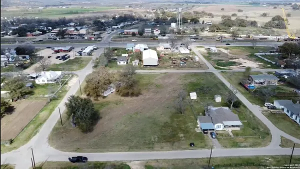 $54,900 | 7224 County Road 5220, D'Hanis, TX 78850