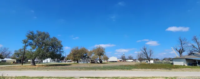 $57,500 | 7224 County Road 5220, D'Hanis, TX 78850