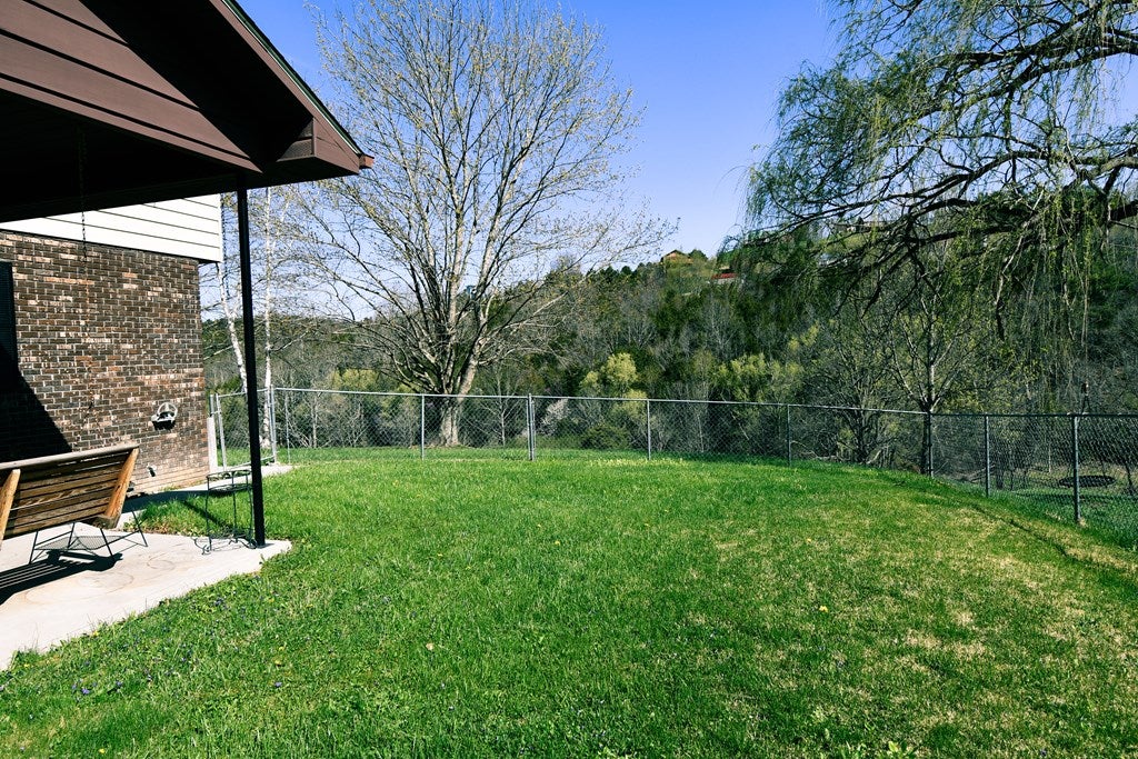 153 College Estates Road Cedar Bluff, VA 24609 - Photo 10 of 38 Gallery Image 10