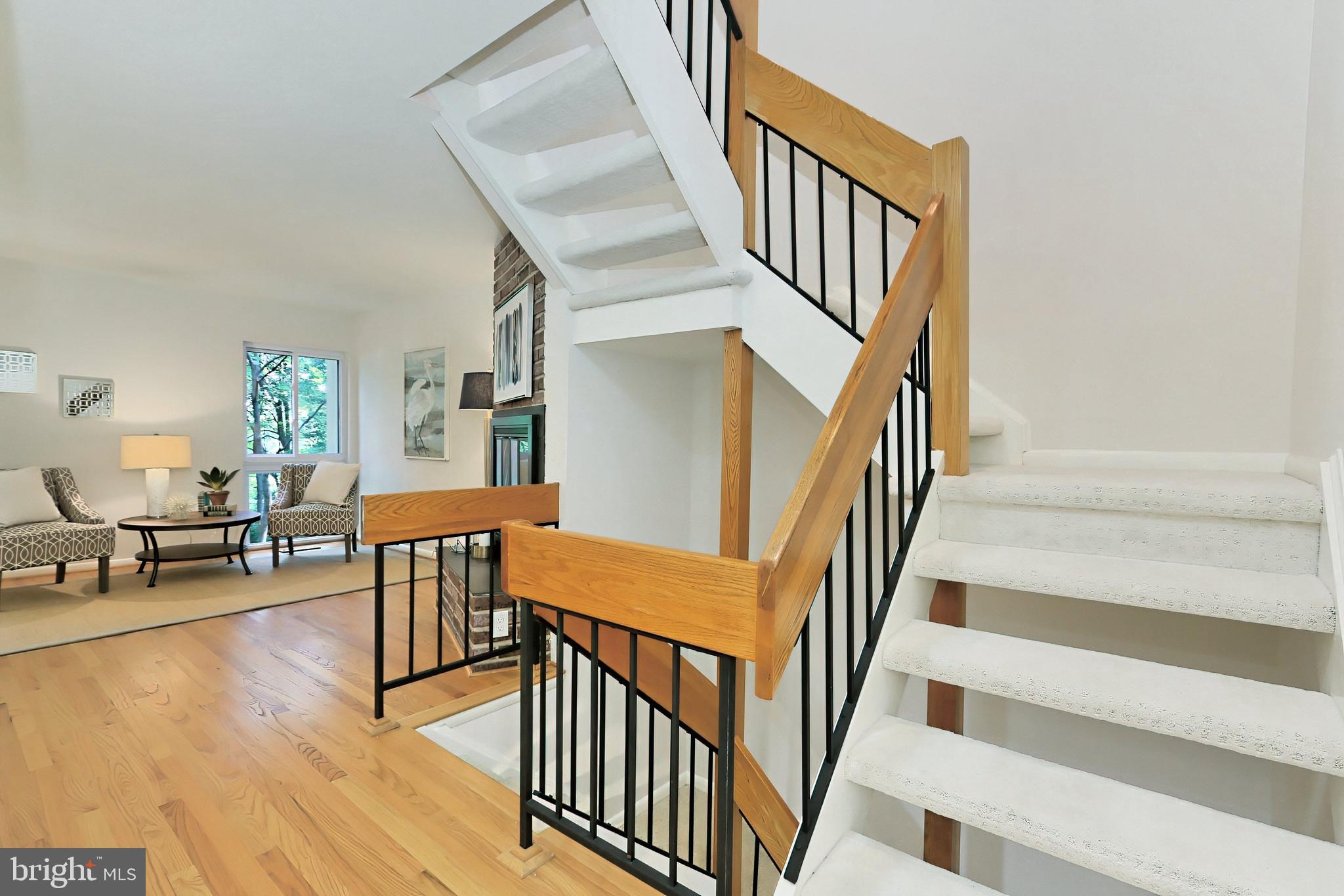 11704 Newbridge Court Reston, VA 20191 - Photo 22 of 64 Stairs leading up or down