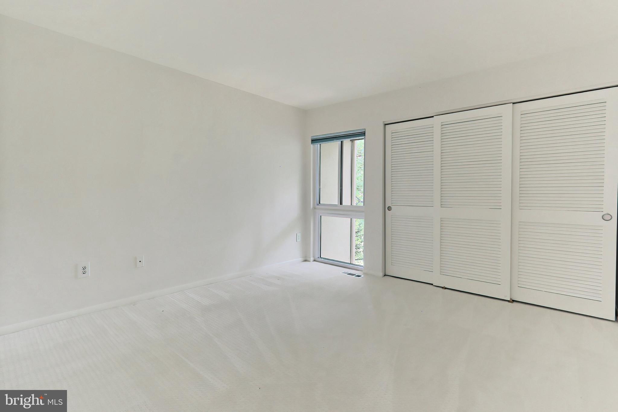 11704 Newbridge Court Reston, VA 20191 - Photo 29 of 64 Second Bedroom with pristine carpet