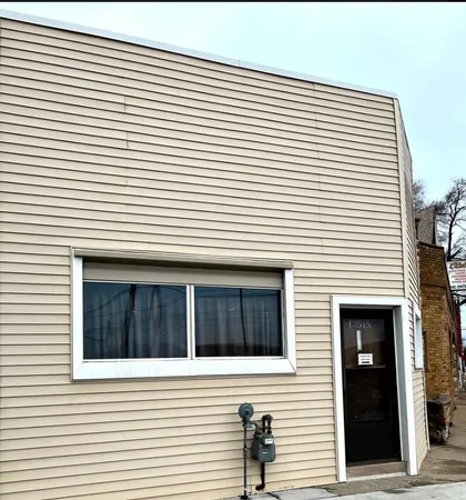 $179,900 | 13515 South Baltimore Avenue, Chicago, IL 60633