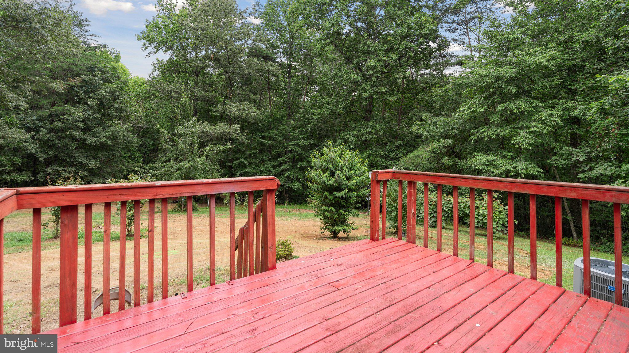 17411 North Merrimac Road Culpeper, VA 22701 - Photo 20 of 29 Deck overlooking back yard