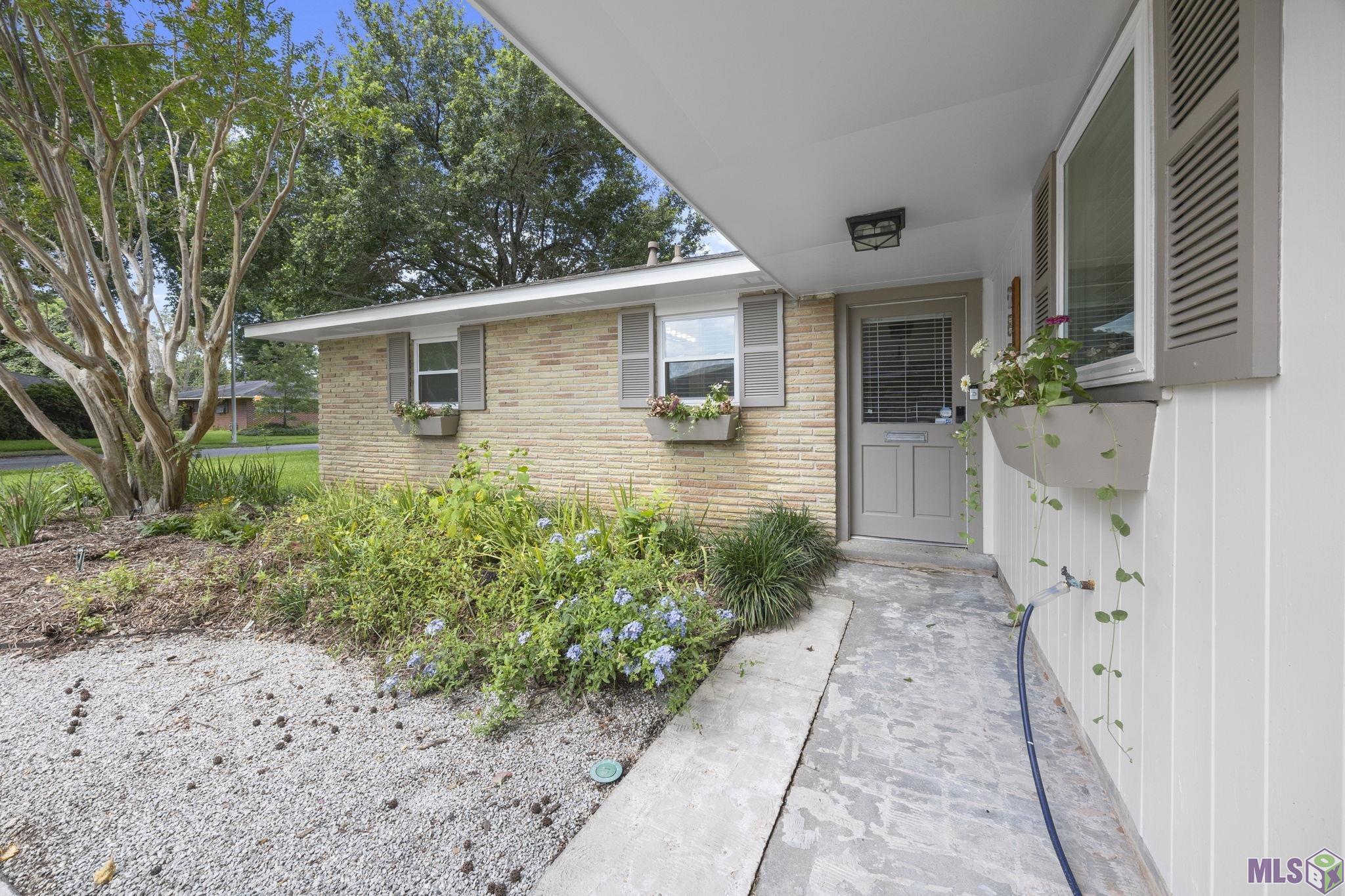 9835 Judi Avenue Baton Rouge, LA 70815 - Photo 4 of 27